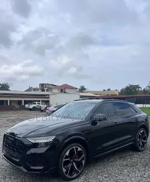 Audi RS Q8 2023 Black