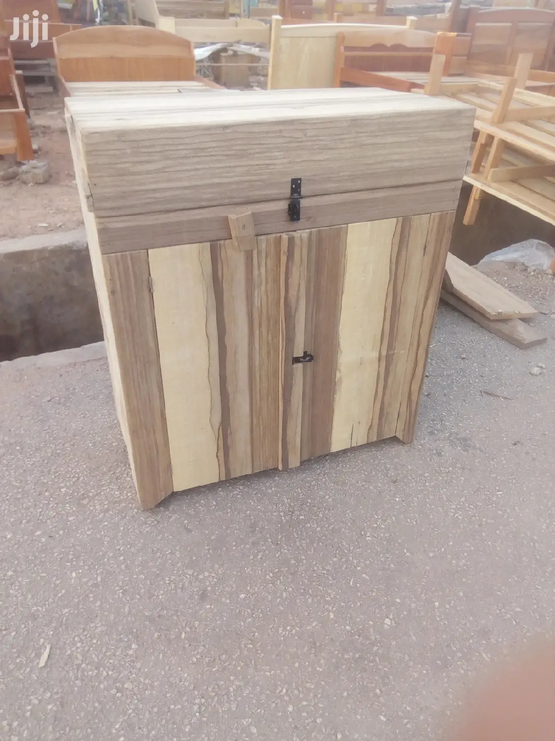 Kitchen Cabinet