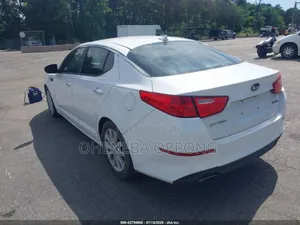 Salon, Suv, V8