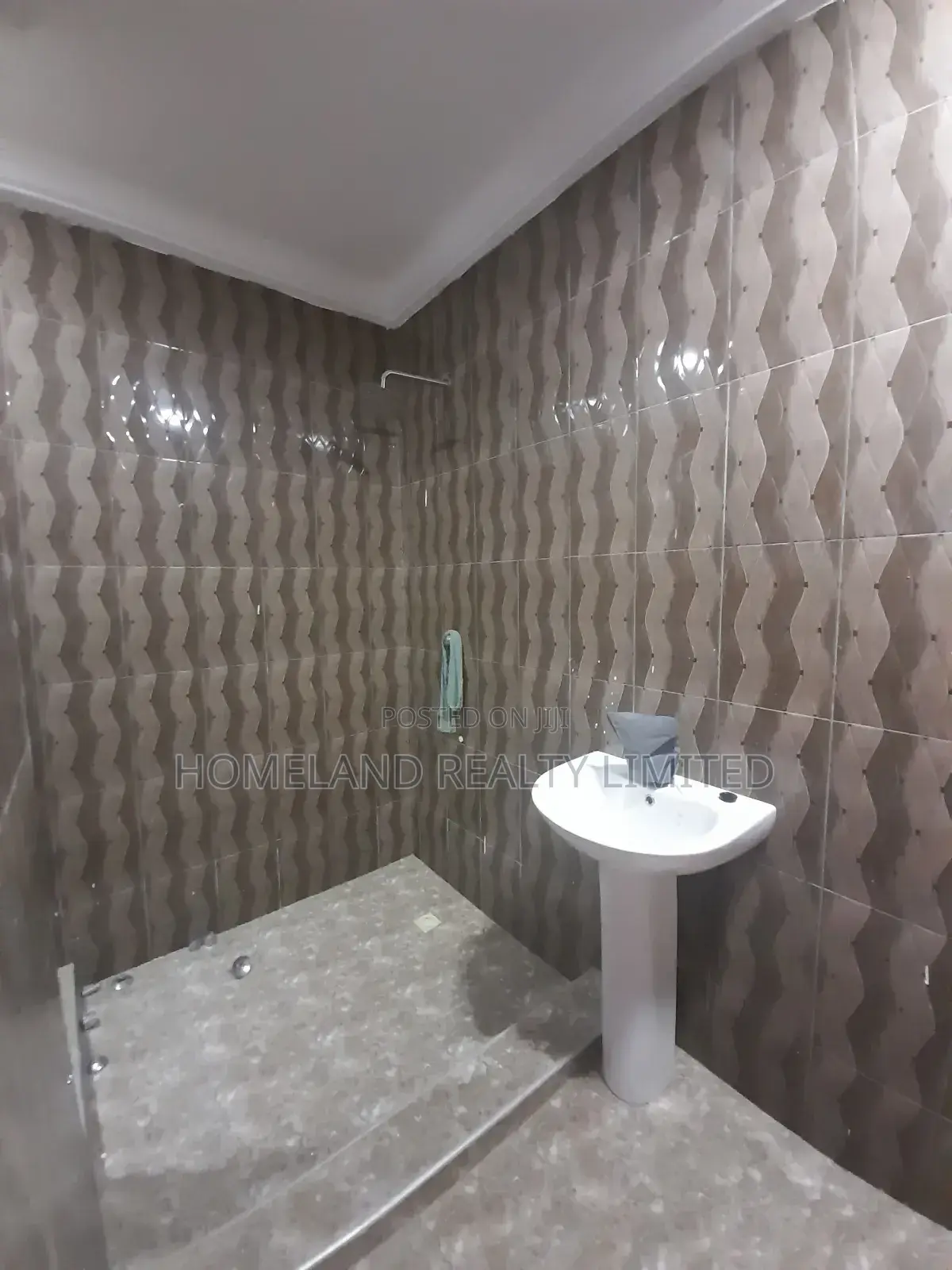 2bdrm Apartment in Boshye, Haatso for rent
