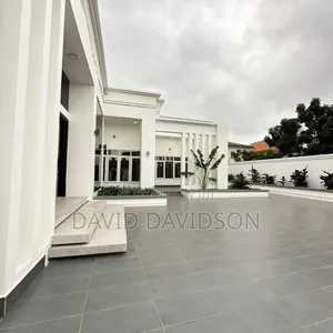 Furnished 4bdrm House in 4 Bedroom Executive, Tema Metropolitan