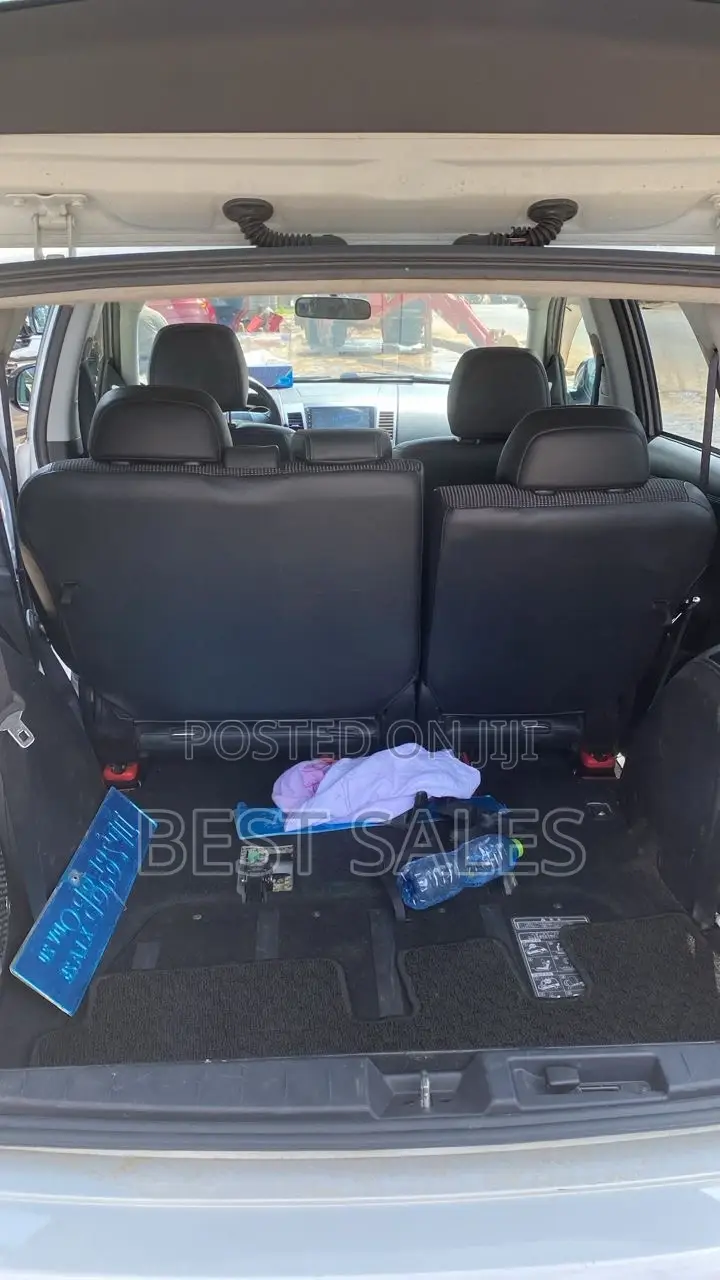 Mitsubishi Outlander 2010 White