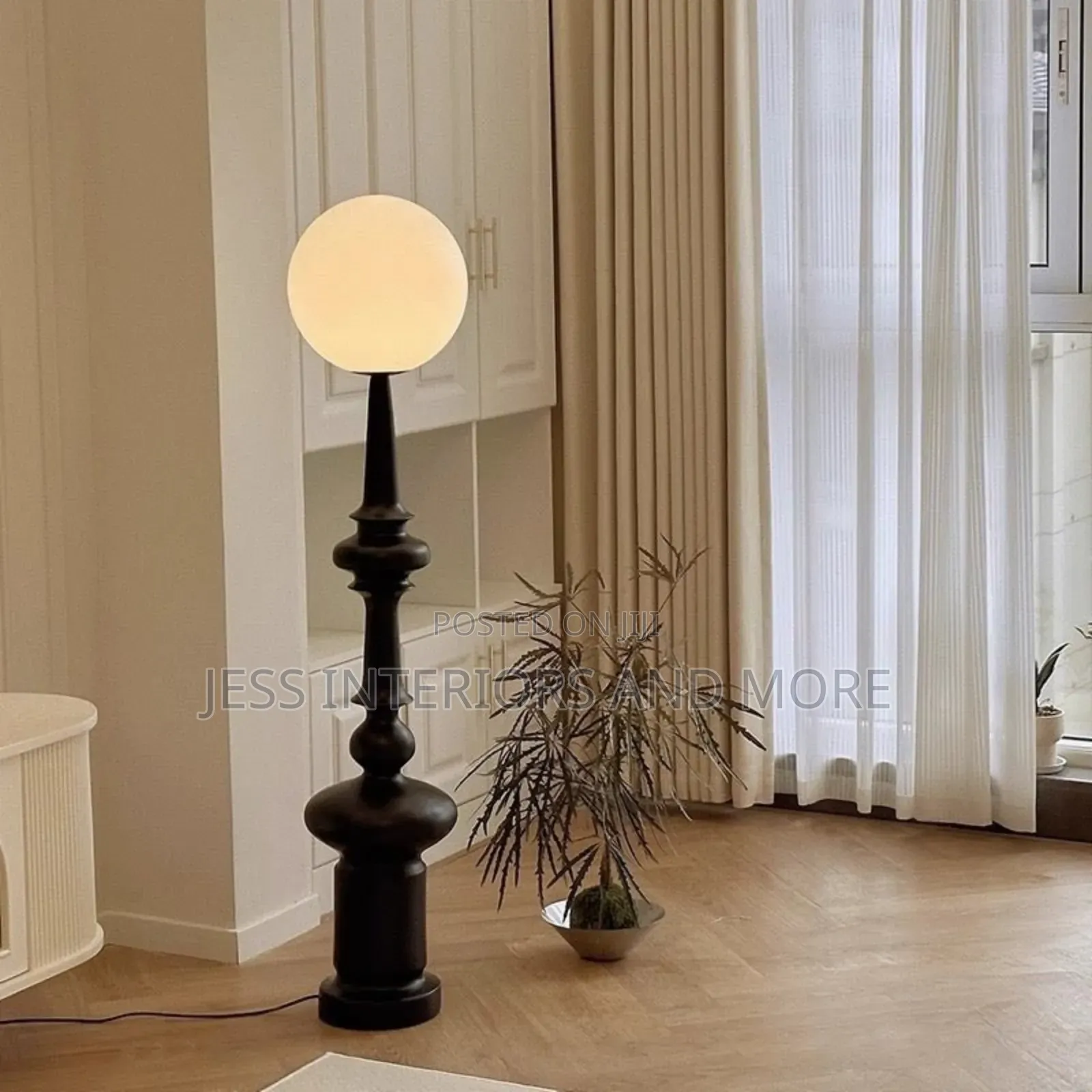 Floor Lamp (Molanto)
