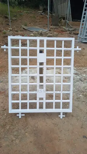 The Round Pipes Burglaproofs