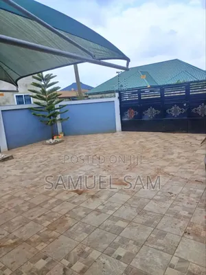 3bdrm House in Tema Community 25 for sale