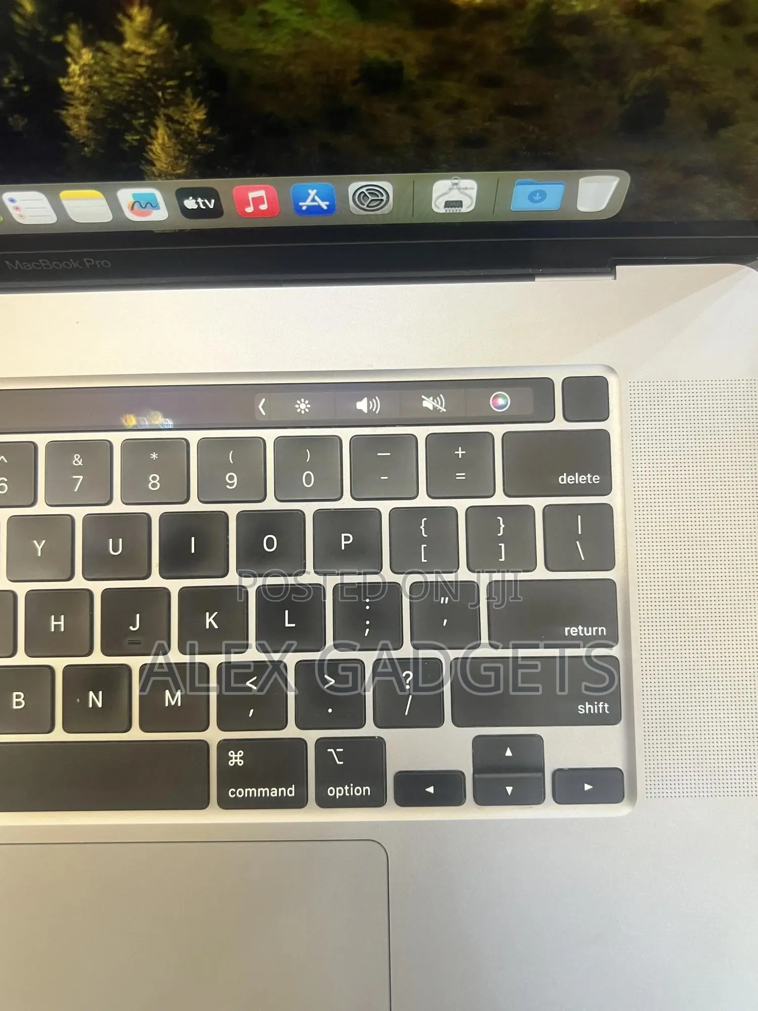 Laptop Apple MacBook Pro 2019 16GB Intel Core I7 SSD 512GB