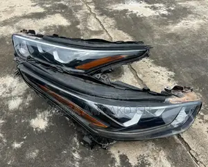 Toyota Highlander 2022 Head Light Set