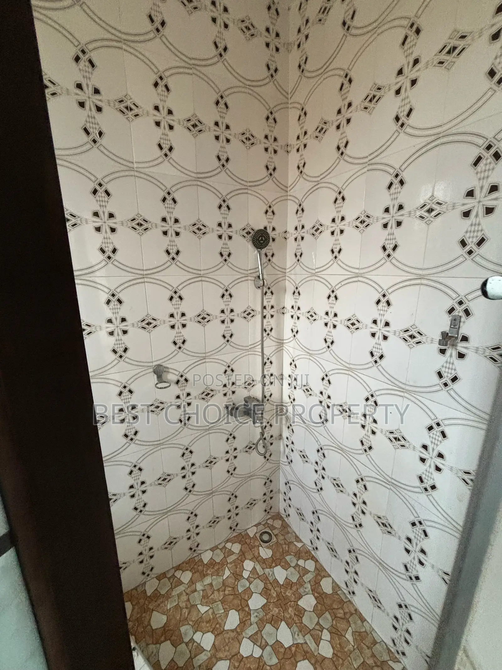 2bdrm Apartment in Adenta, New Legon for rent