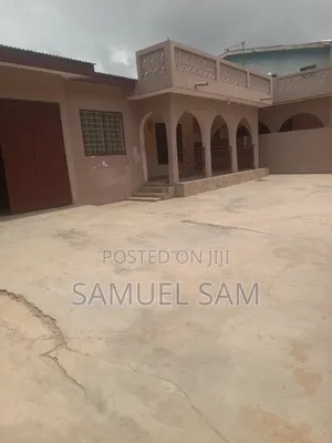 4bdrm House in Tema Community 9 for rent