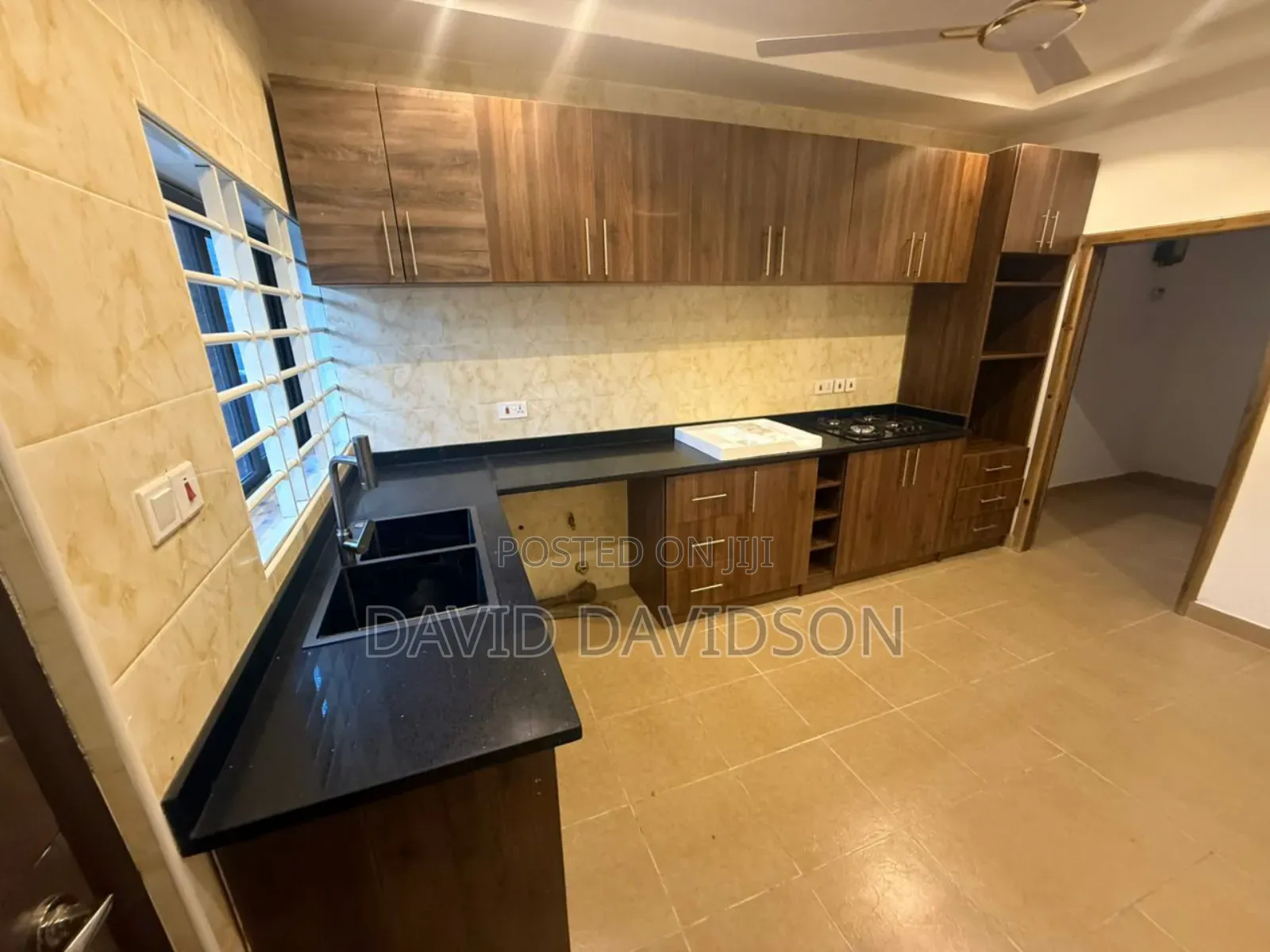 3bdrm House in 3 Bedroom New House, Tema Metropolitan for sale
