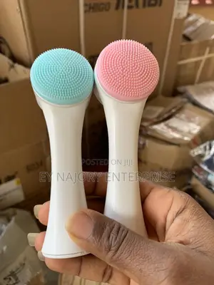 Double Sided Facial Cleansing Brush