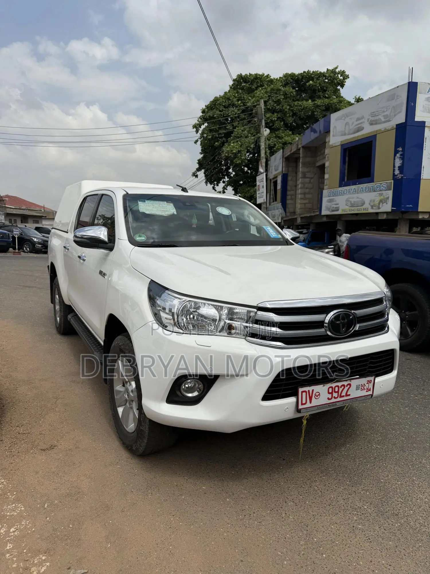 Toyota Hilux Revo Double Cab Deisel 2.4 AWD 2018 White