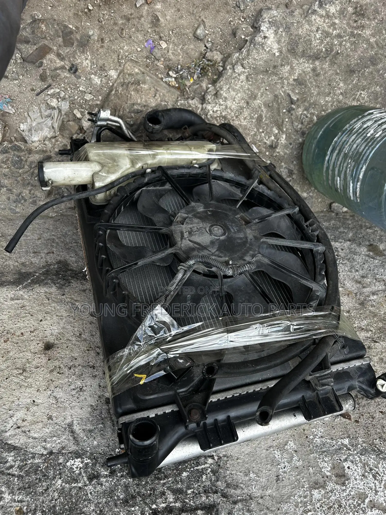 Hyundai Elantra 2012 2013 Complete Radiator