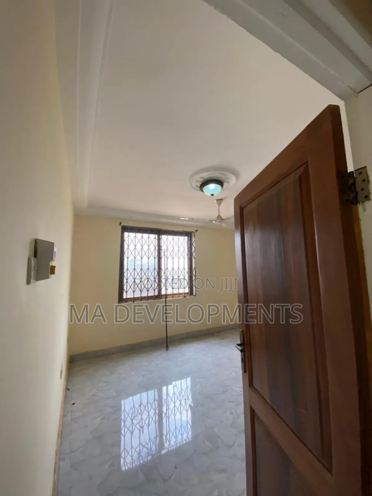 2bdrm Apartment in Madev Realty, Ofankor for rent