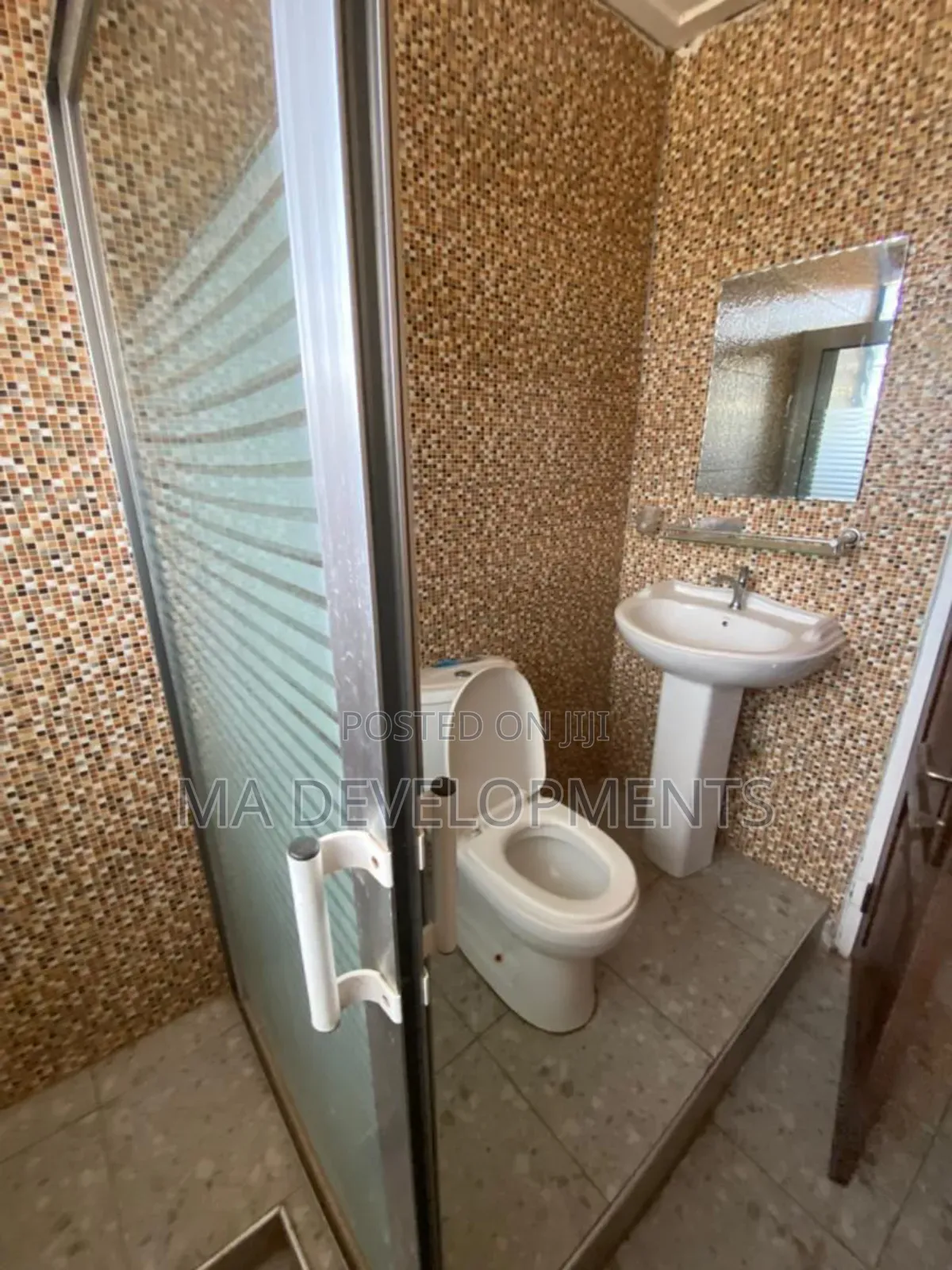 2bdrm Apartment in Madev Realty, Ofankor for rent