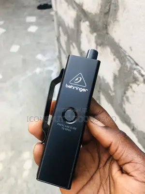 Behringer Powerplay P2