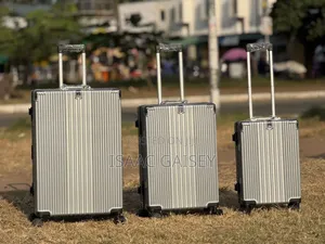 Durable Executive Luxury Zipless Luggages Promo From1st-6th September