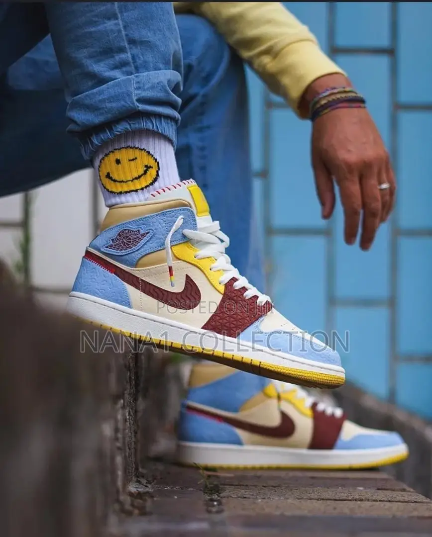 Air Jordan 1 Mid “Unisex” Sneakers