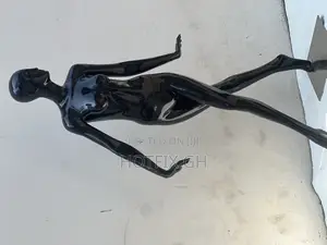 Pose Fiberglass Mannequin Available