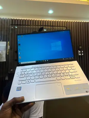 New Laptop Asus VivoBook X540SA 8GB Intel Core I7 SSD 256GB