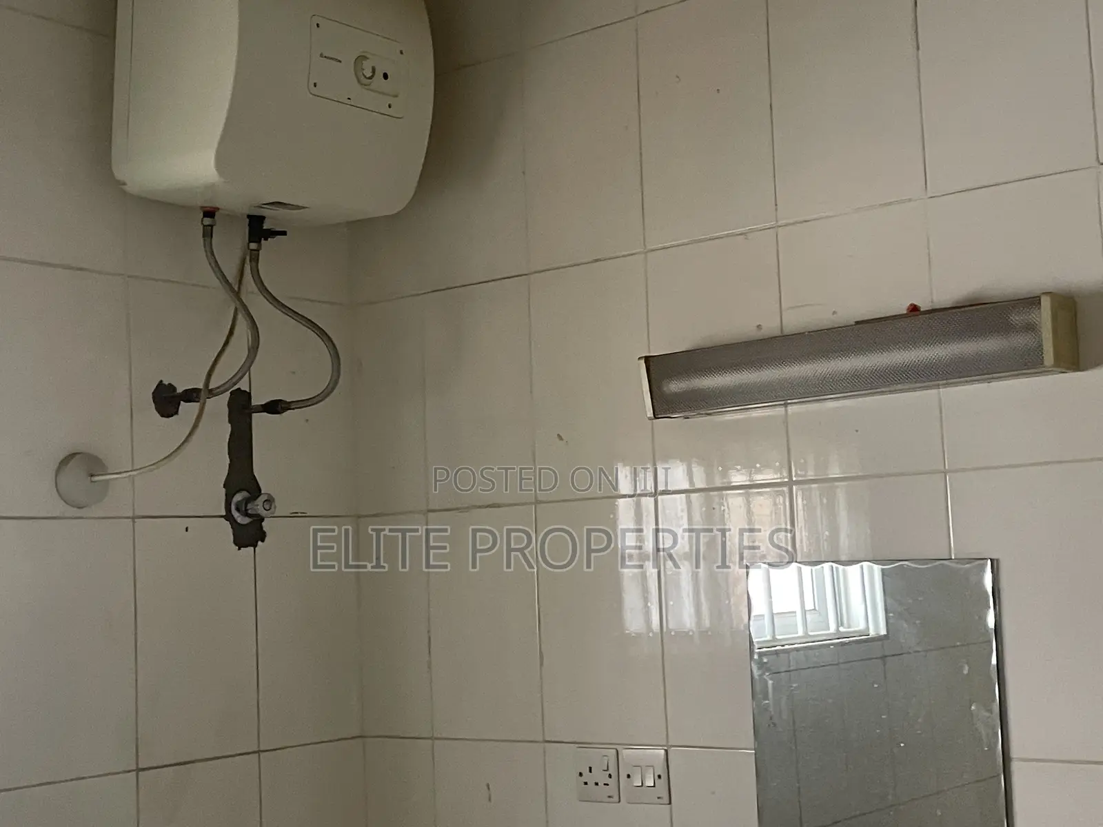 4bdrm Duplex in Community 25 Hfc for rent