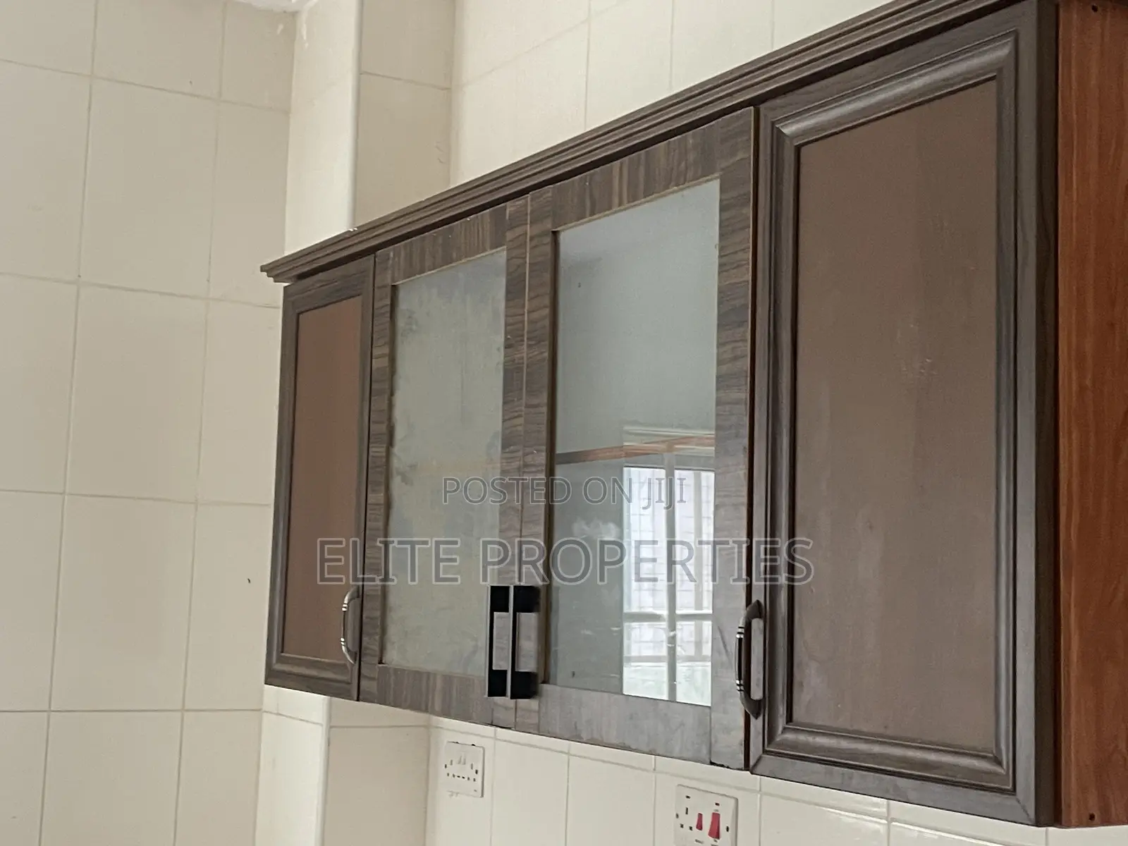 4bdrm Duplex in Community 25 Hfc for rent