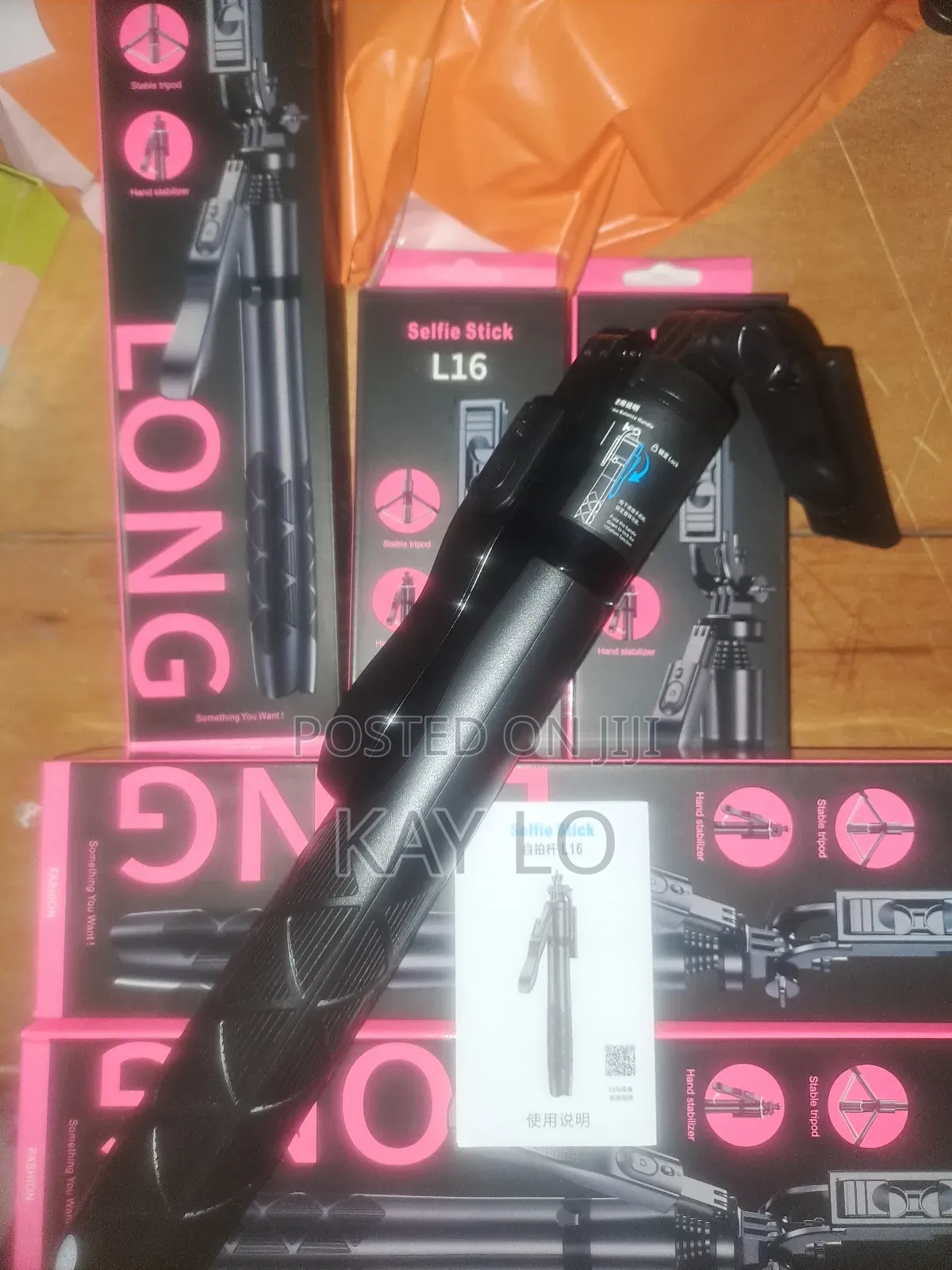 Promo: 5 in 1 Selfie Tripod Stand