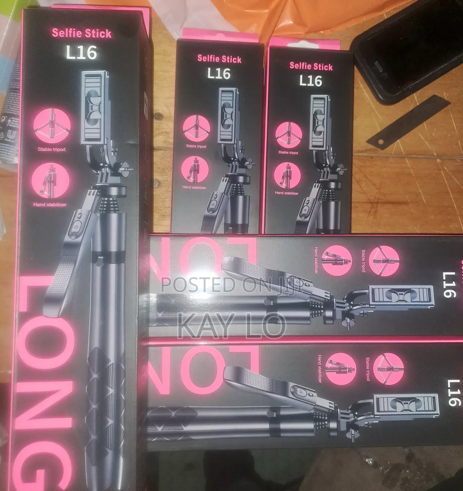 Promo: 5 in 1 Selfie Tripod Stand