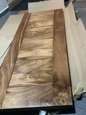 Wooden Door Spraying Repainting Services
