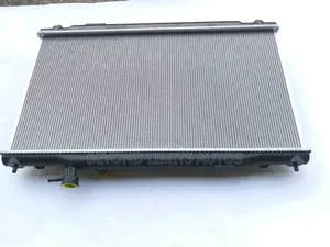 Honda CRV Cr-v 2007,2008,2009,2010,2011 Radiator/ Water Tank
