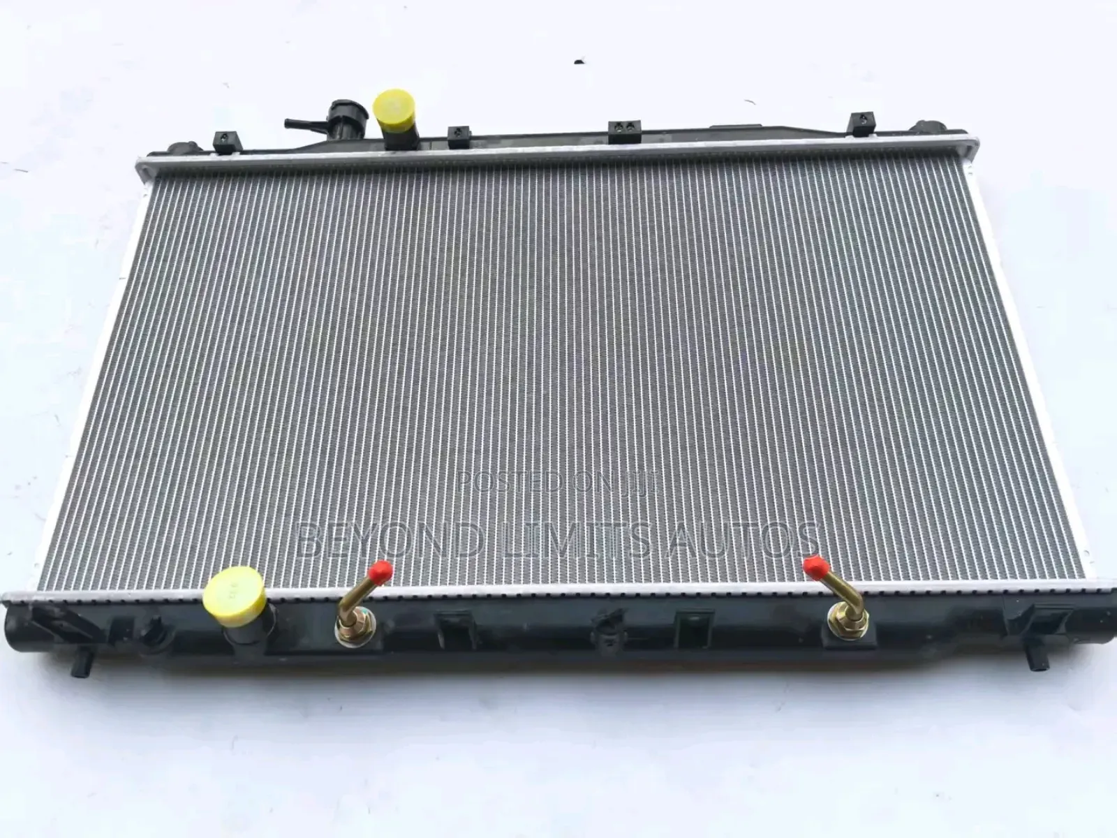 Honda CRV Cr-v 2007,2008,2009,2010,2011 Radiator/ Water Tank