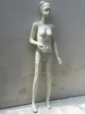 Full Body Famale Fiberglass Pose Mannequin