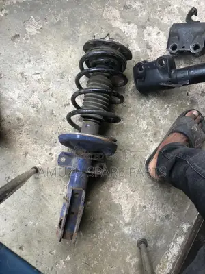 Chevrolet Cobalt HHR 2005-2010 Front Shocks