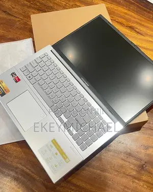 Laptop Asus 8GB Intel Core I7 SSD 256GB