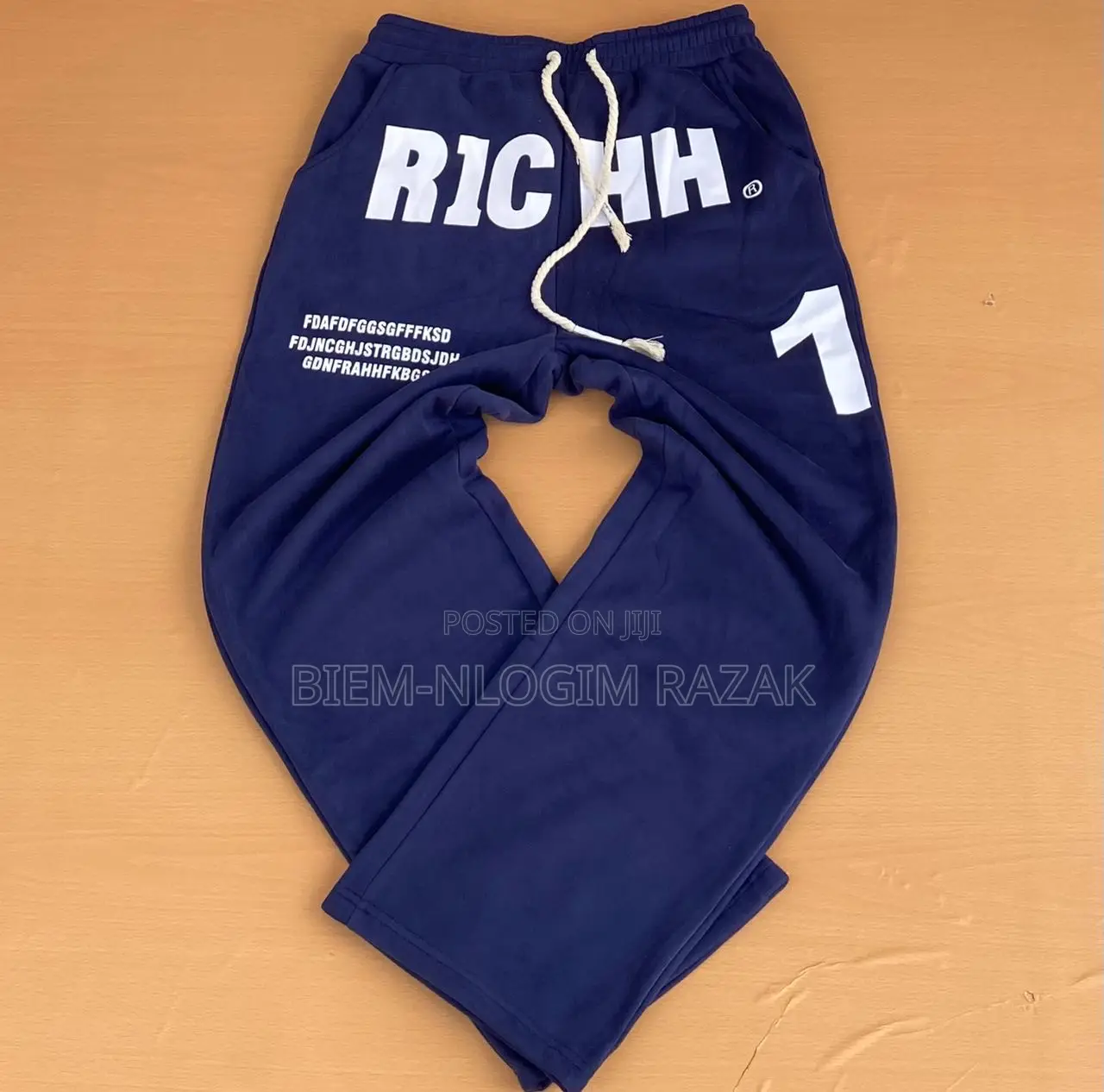 Top Quality Cargo Sweatpants Available in Stock
