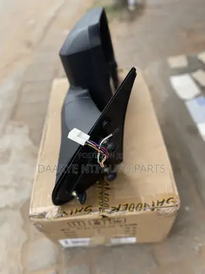 Toyota Tundra 2018-2020 Spec Side Mirror