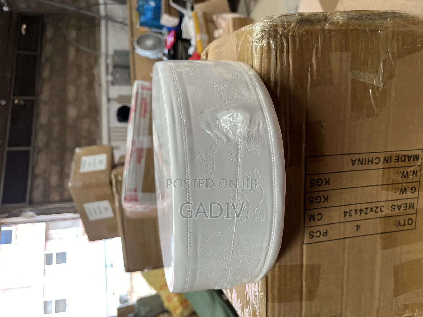 Jumbo T-roll Paper 12 Rolls Per Box