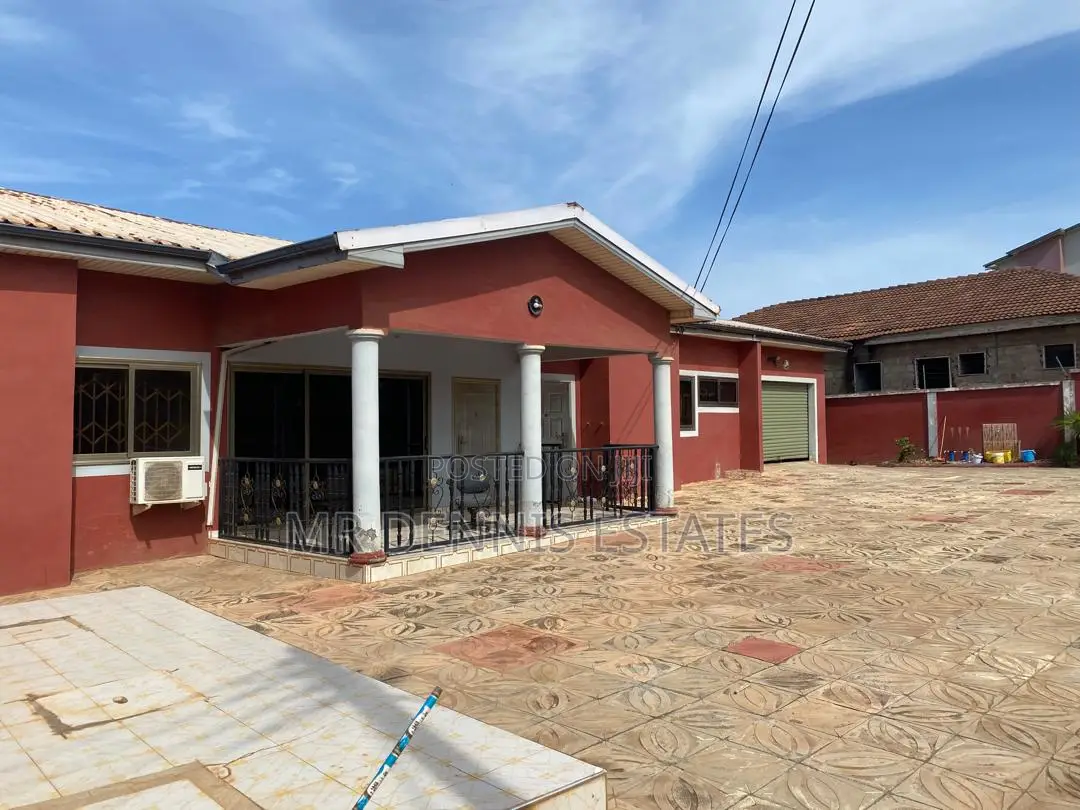 5bdrm House in Mr Dennis Estates, West Hills Mall Area for rent