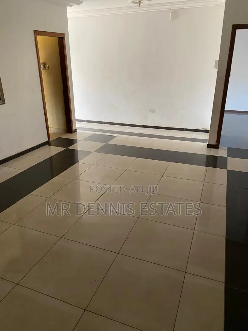 5bdrm House in Mr Dennis Estates, West Hills Mall Area for rent