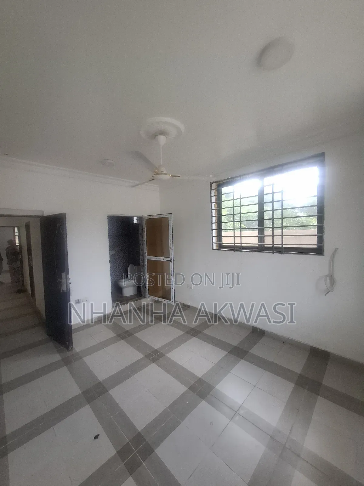 2bdrm Apartment in Klagon, Tema Metropolitan for rent