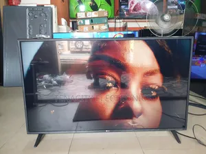43"Lg Uhd HDR Smart Satellite Tv
