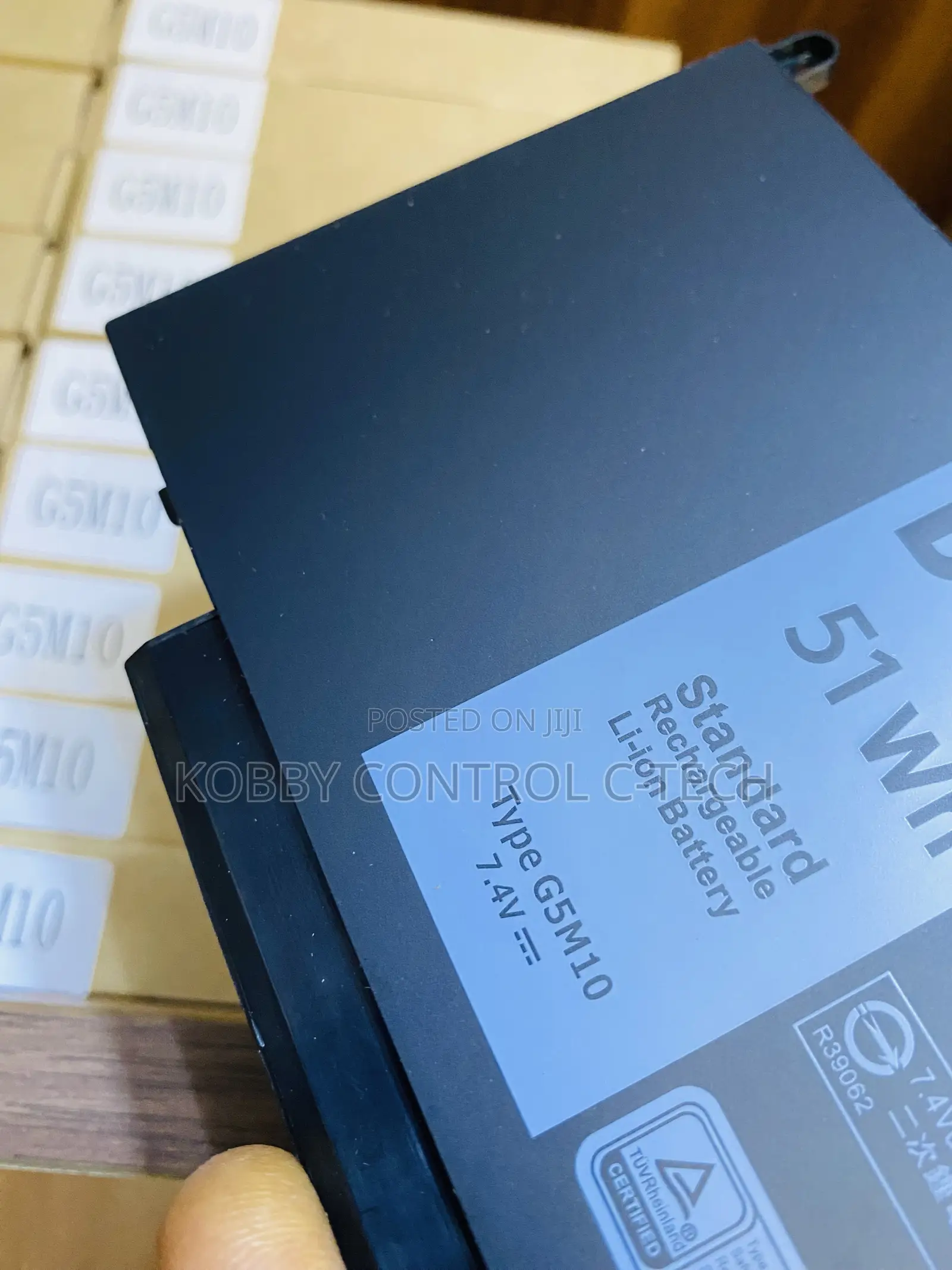 G5m10 Dell Original Laptop Inbuilt Battery Grade A
