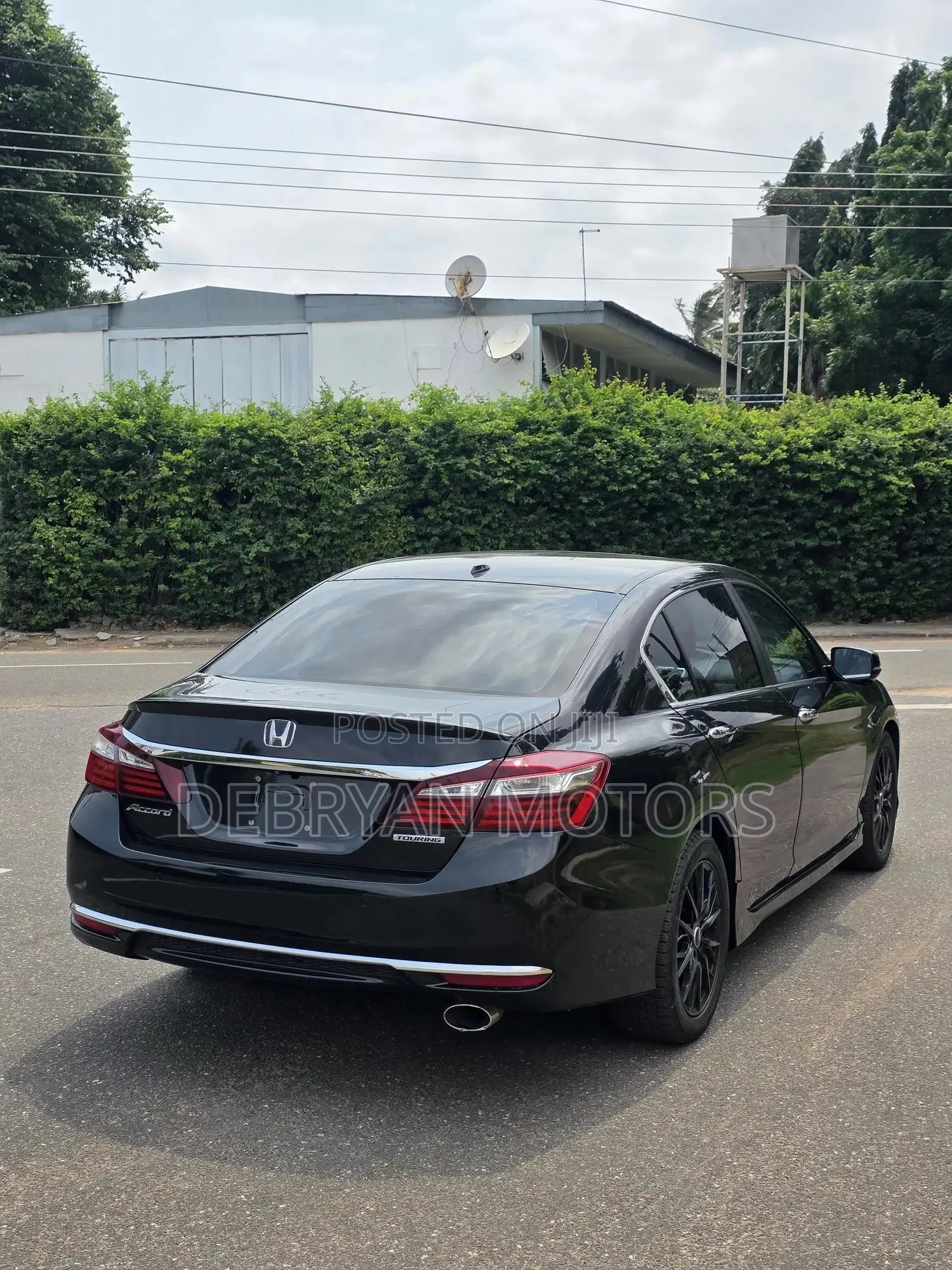 Honda Accord Touring 4dr Sedan FWD (3.5L 6cyl 6A) 2016 Black