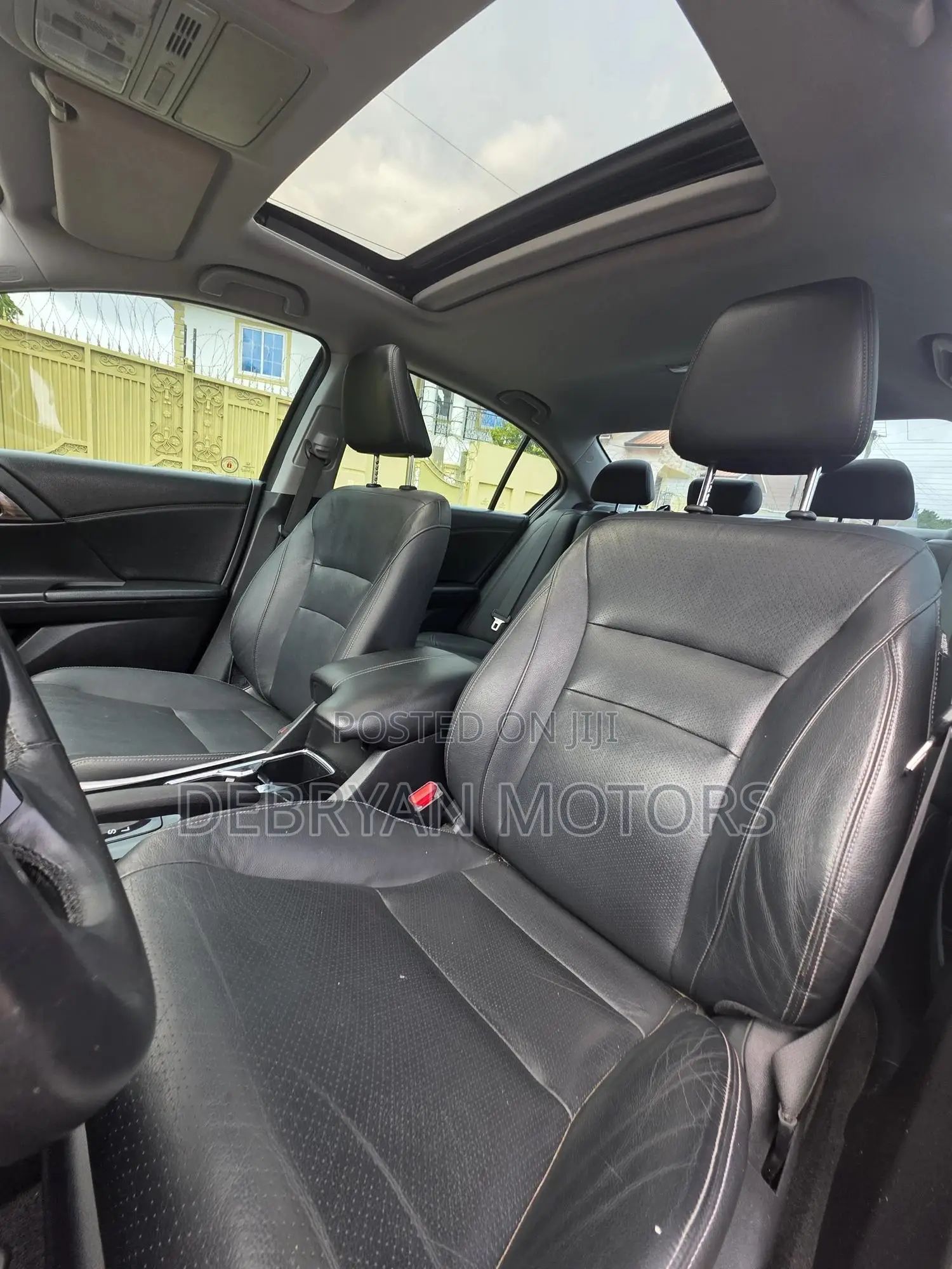 Honda Accord Touring 4dr Sedan FWD (3.5L 6cyl 6A) 2016 Black