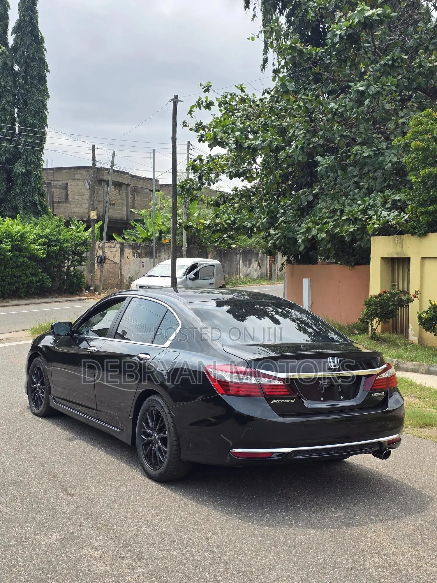 Honda Accord Touring 4dr Sedan FWD (3.5L 6cyl 6A) 2016 Black