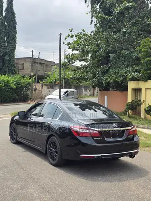 Honda Accord Touring 4dr Sedan FWD (3.5L 6cyl 6A) 2016 Black