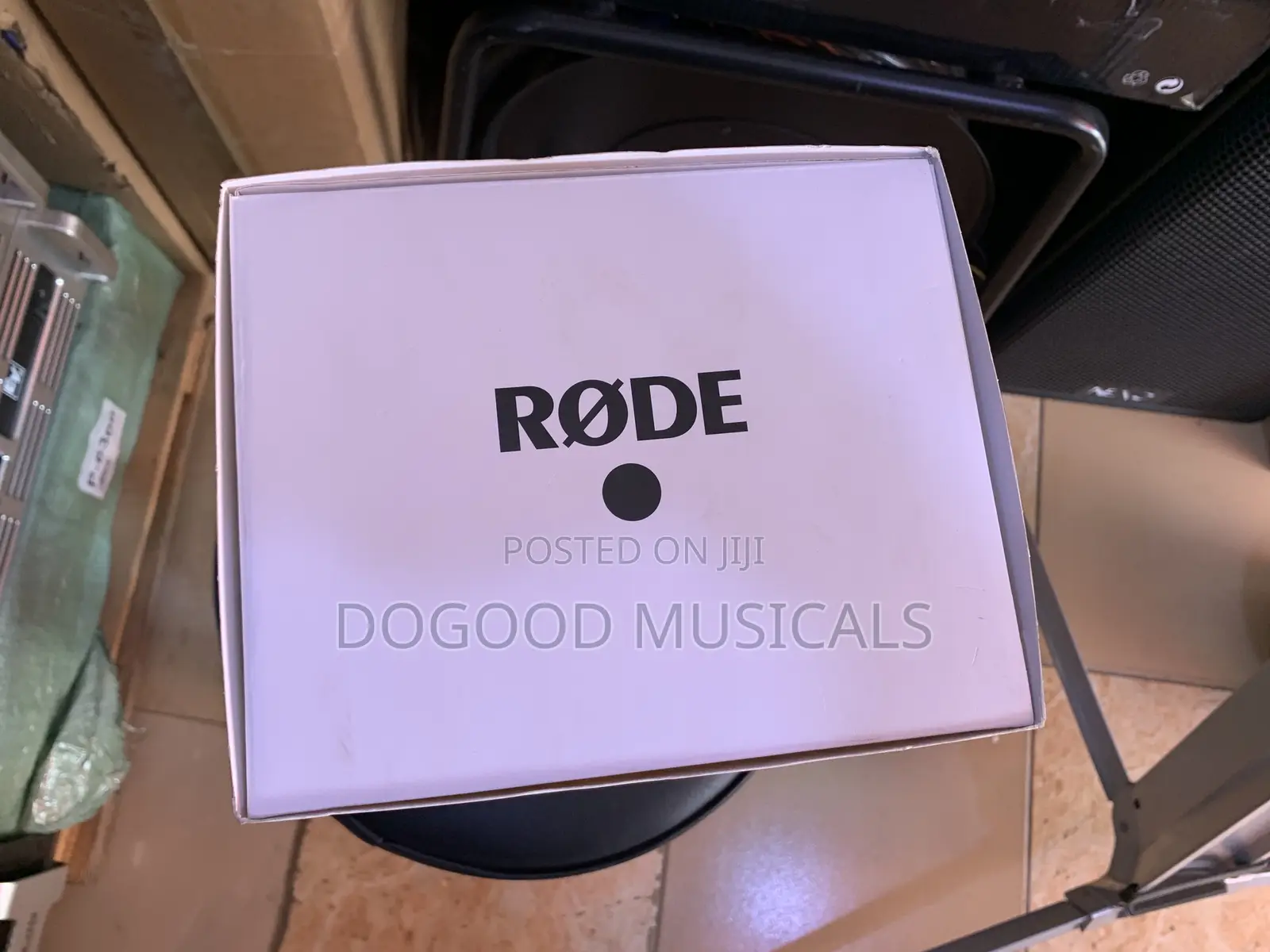 Rode Nt1 Signature Series Studio Condenser Microphone