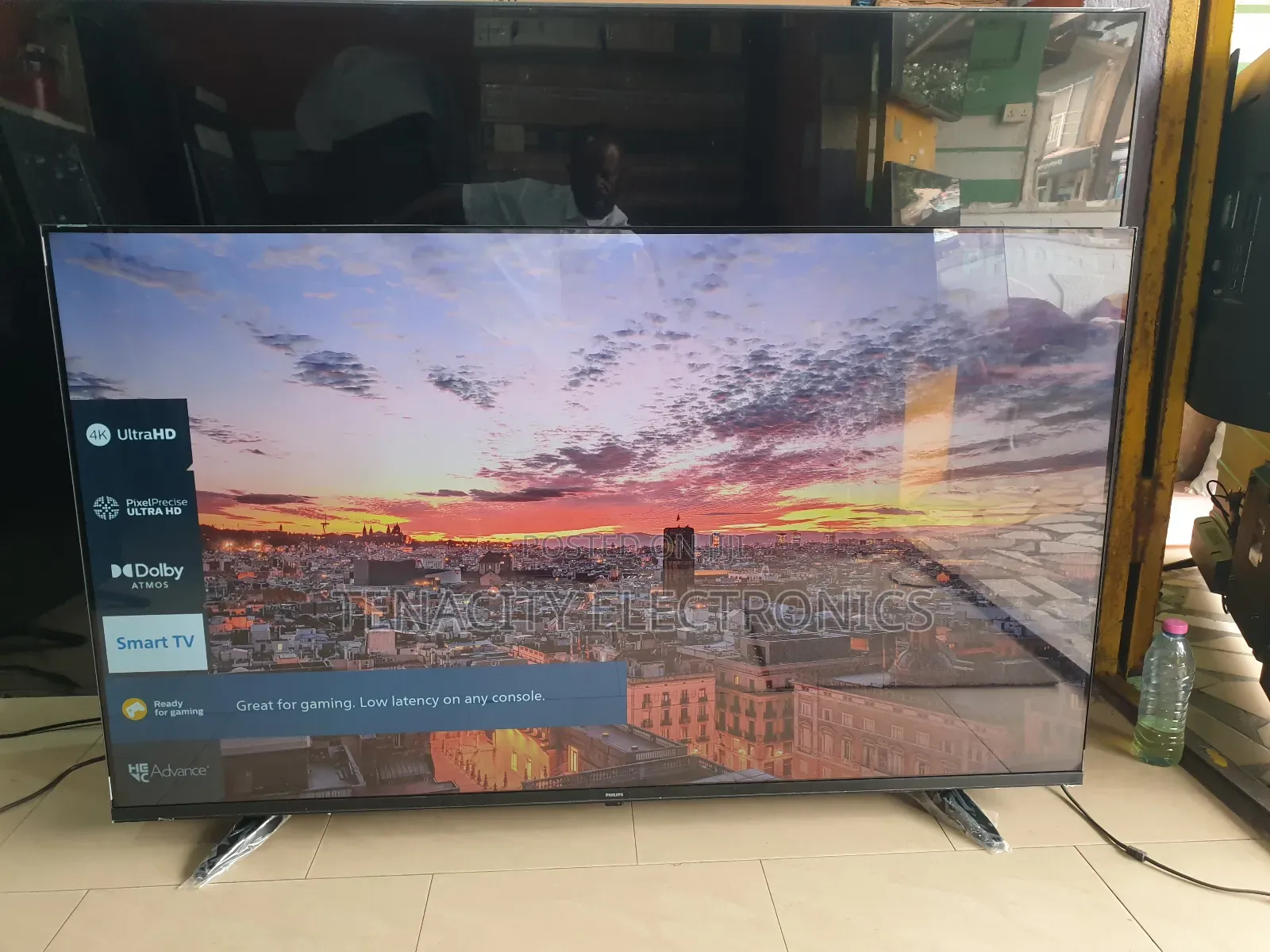 2024/Philips 55"Uhd HDR Edgeless Smart Satellite Tv