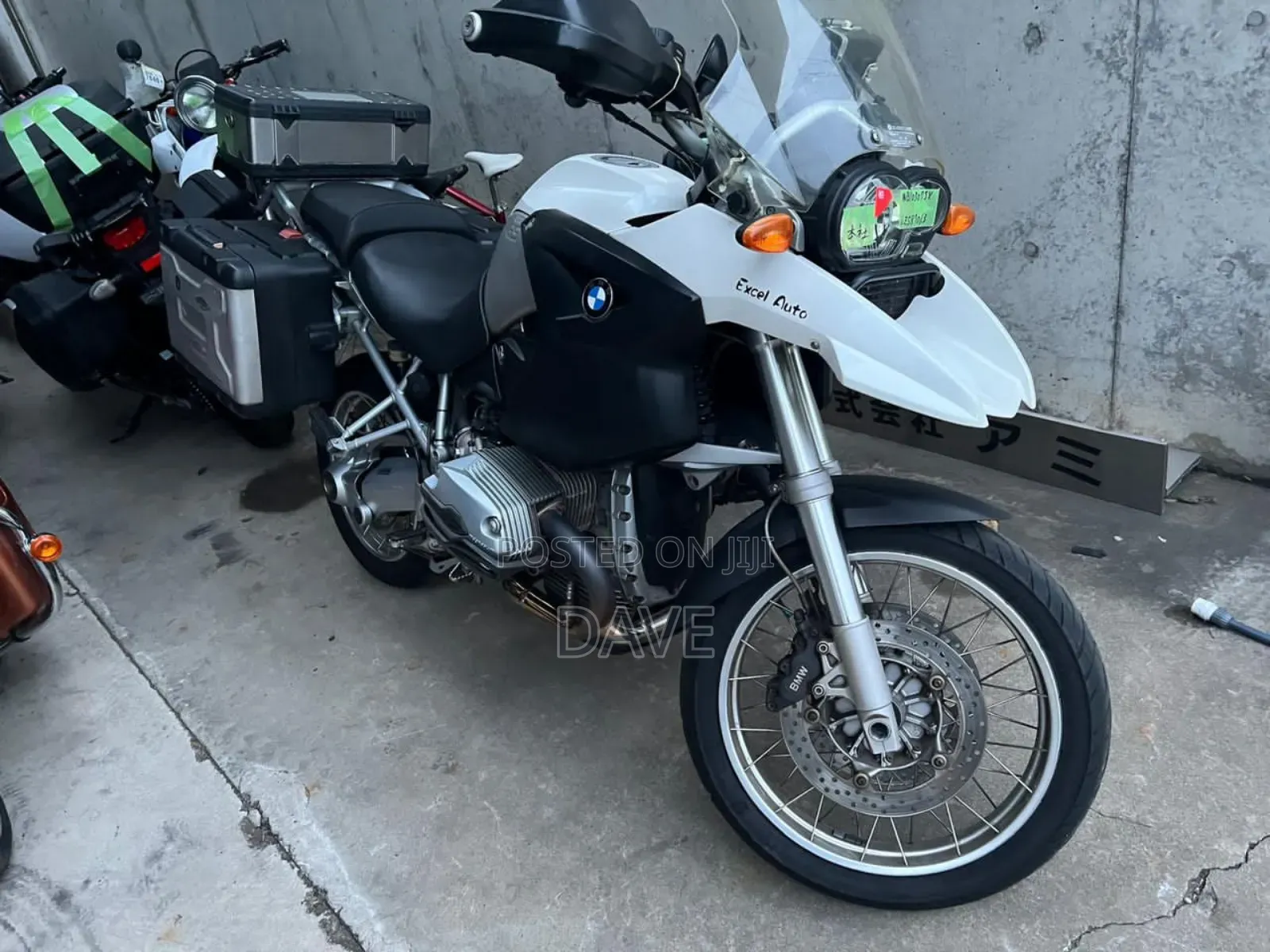 BMW FGS 2017 Silver