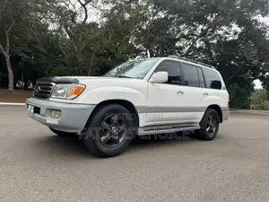 Toyota Land Cruiser 100 4.7 V8 Executive 2005 White